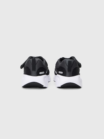 NIKE - Sapatilha de desporto 'Stellar Ride' em preto