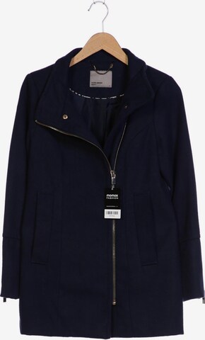 VERO MODA Jacket & Coat in S in Blue: front