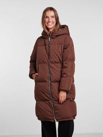 Y.A.S Winter Coat 'MILLY' in Brown: front