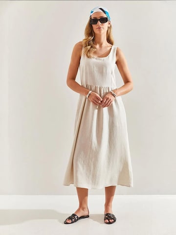 Bianco Lucci Dress in Beige