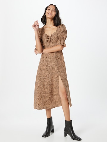In The Style Dress 'OLIVIA' in Brown: front