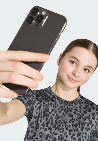 ADIDAS SPORTSWEAR - Camiseta funcional en gris