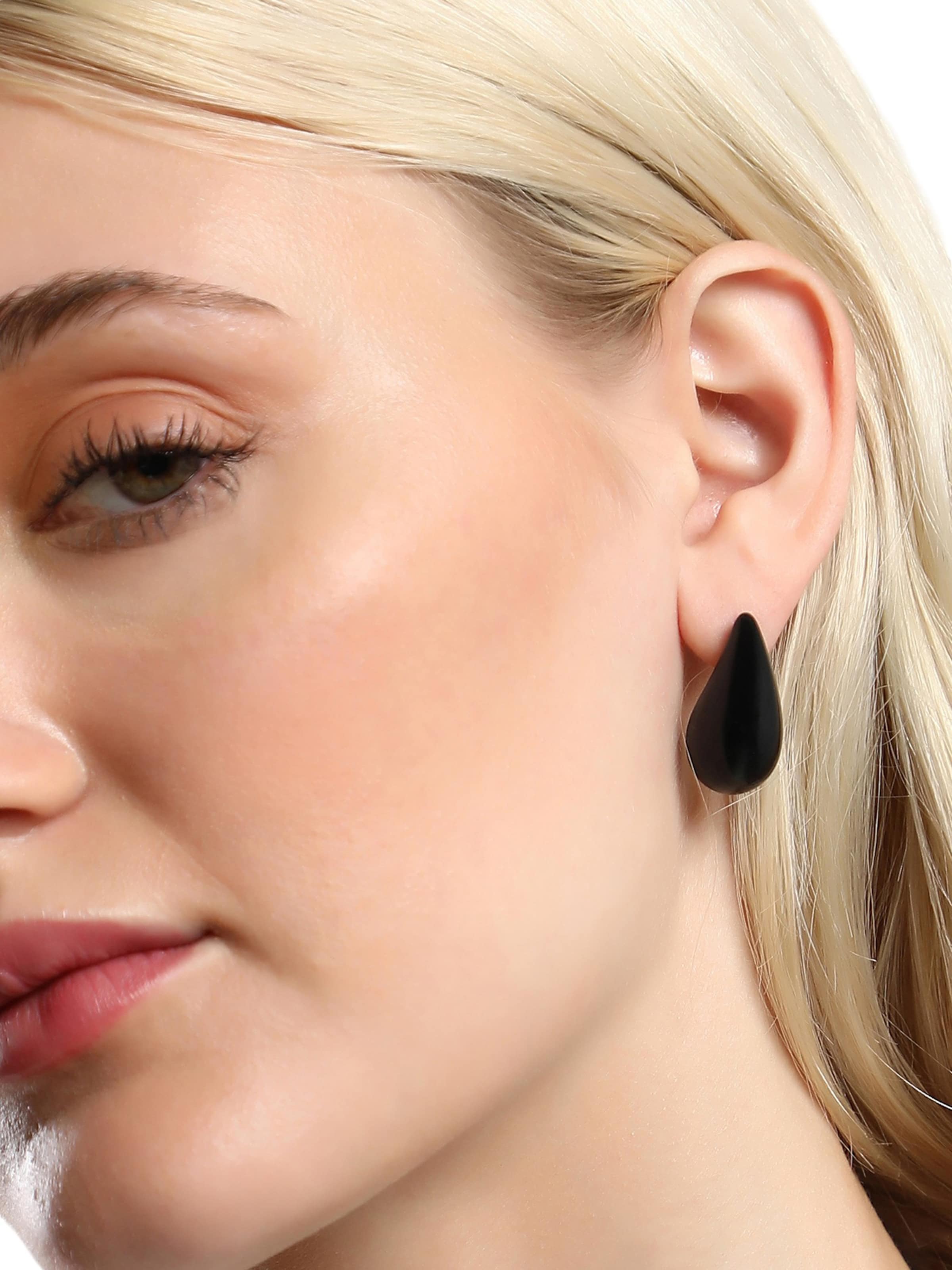 SOHI Örhängen 'Ondrea' i svart: framsida