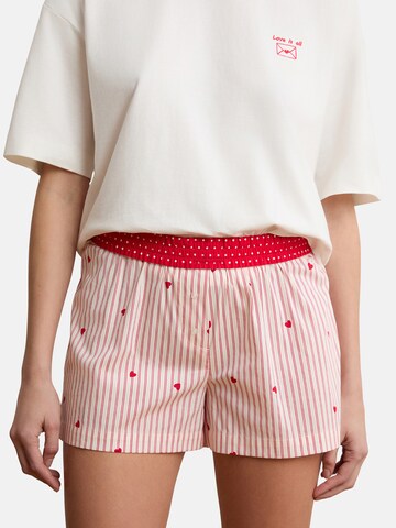 Pantaloncini da pigiama 'Boyfriend' di ETAM in bianco