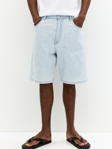 Baggy Jean Pull&Bear en bleu : devant