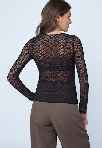 Camicia da donna 'GIMAS' di SISTERS POINT in nero