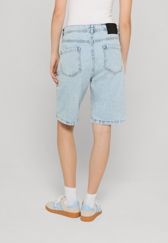 DEF Regular Shorts in Blau