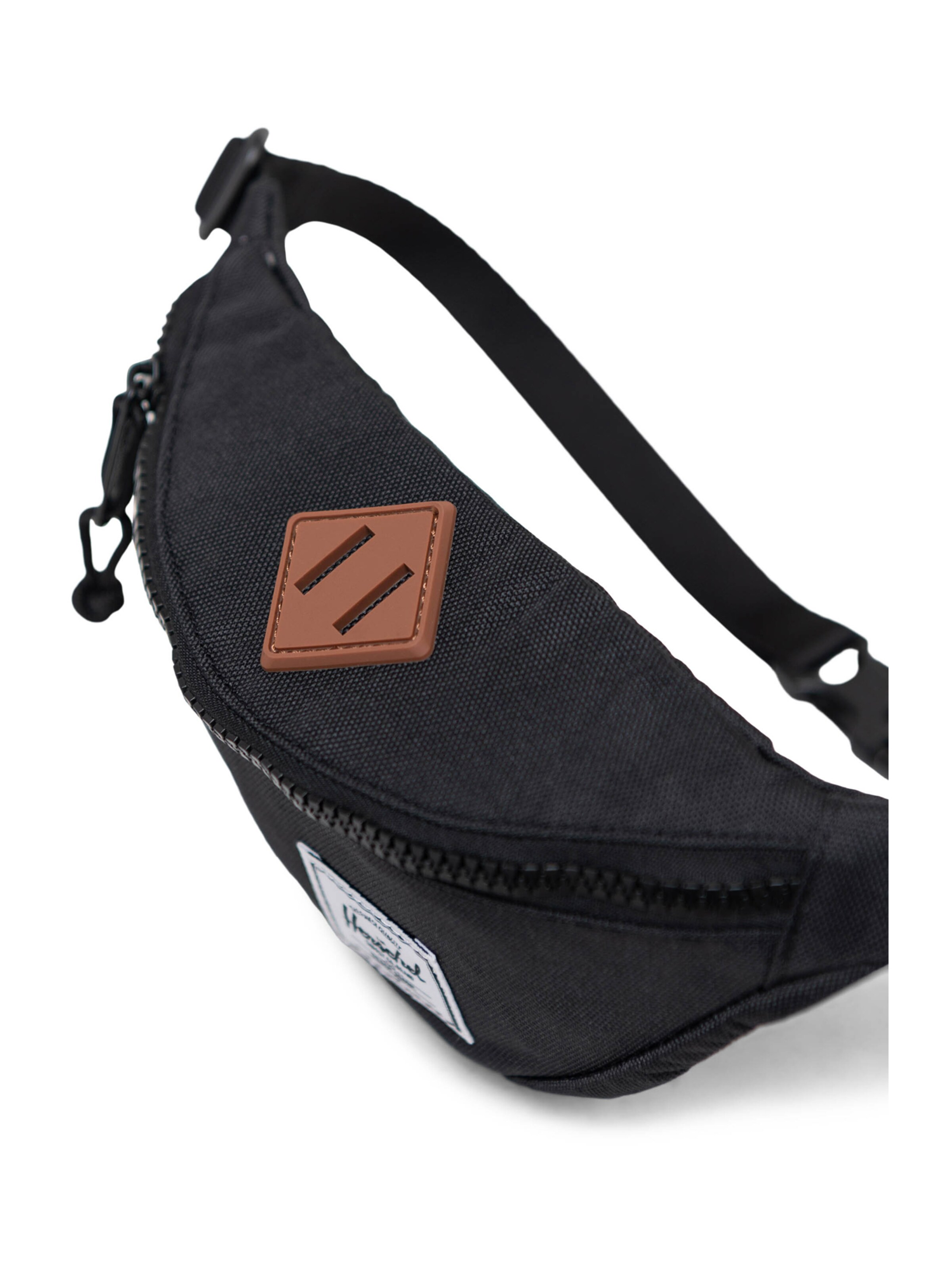 Herschel Kabelky 'Heritage' - Čierna