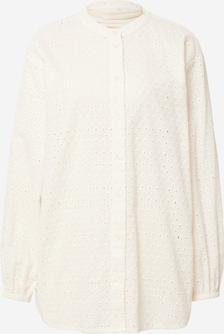 Kaffe Blouse 'Kio' in White: front