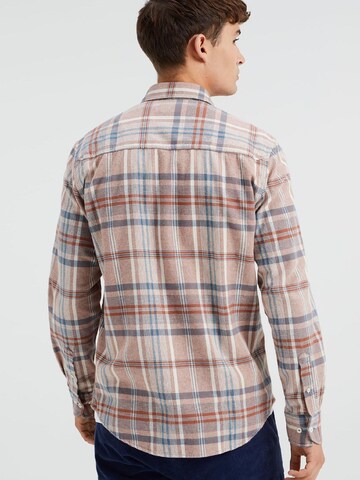 Regular fit Cămașă de la WE Fashion pe maro
