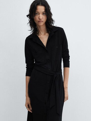 Robe-chemise 'Cam' MANGO en noir