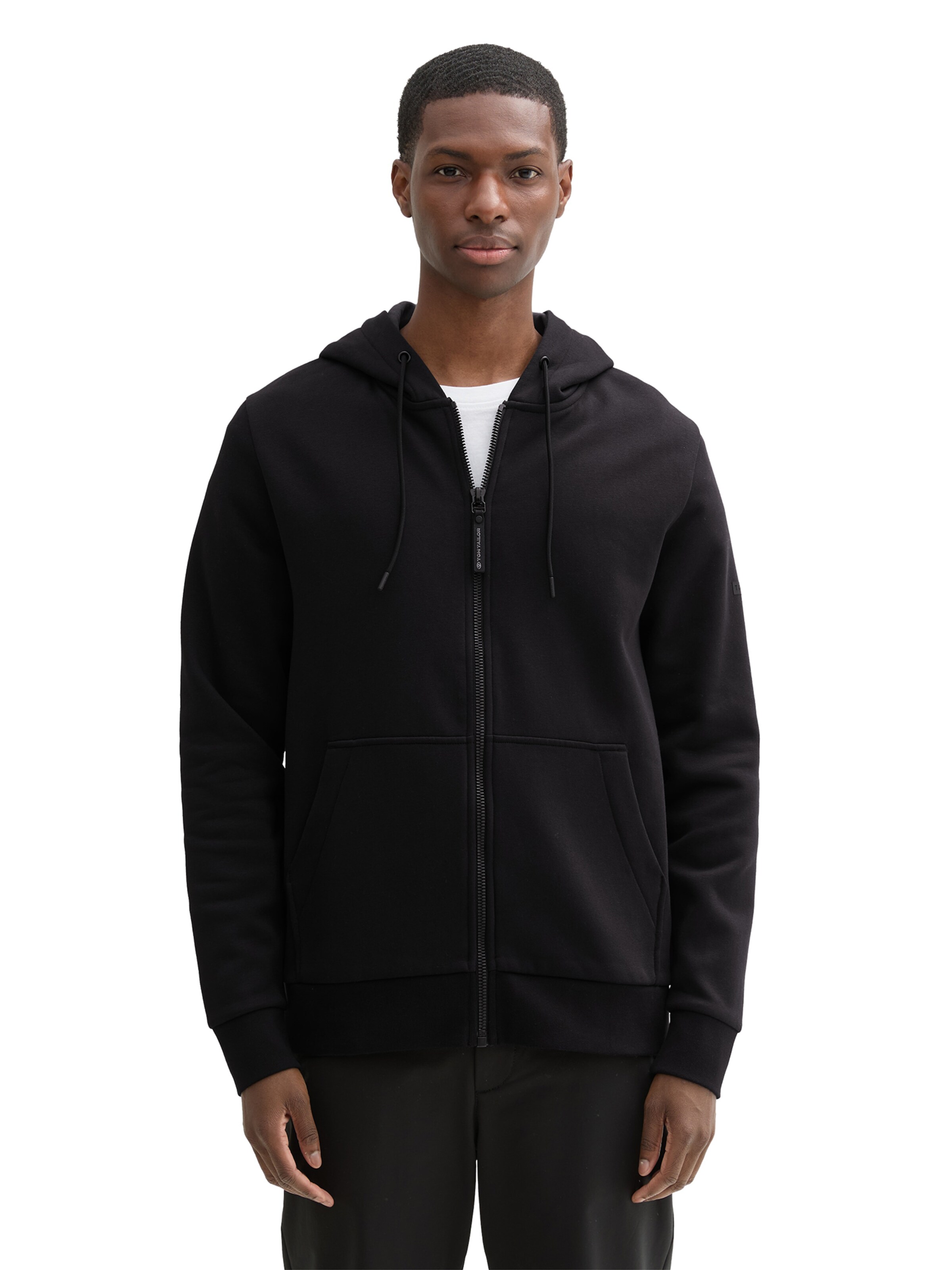 Veste de survêtement TOM TAILOR en noir : devant