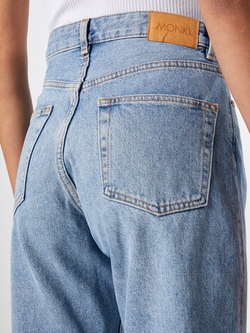 Monki Regular Jeans in Blau