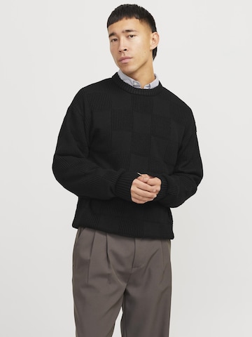 JACK & JONES Sweater in Black: front