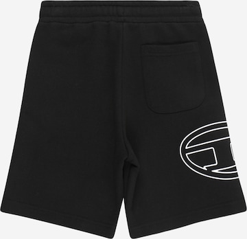 DIESEL Regular Shorts in Schwarz