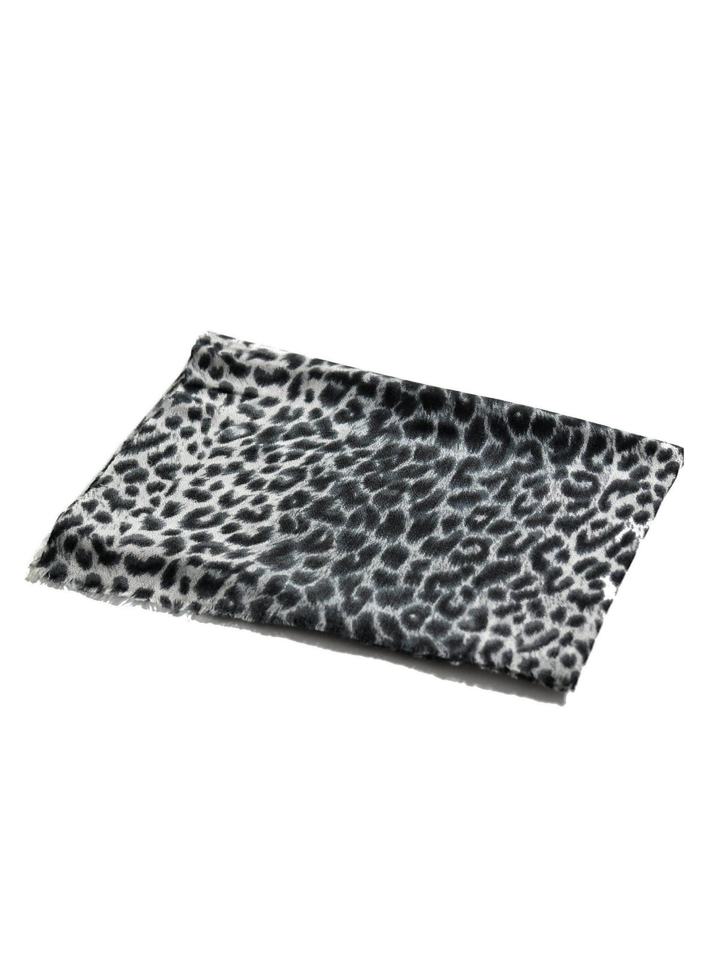 Blue Chilli Tuch 'Leopord Design'‌‌ in Schwarz