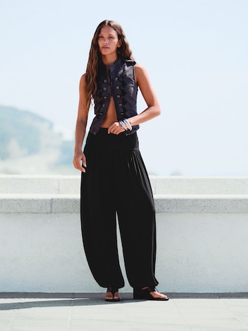 Bershka Barrel Hose in Schwarz