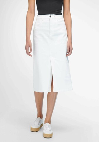 portray berlin Skirt in White: front