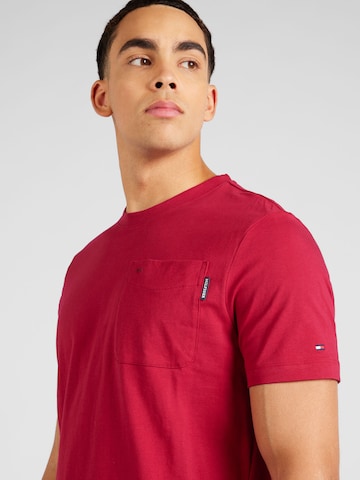 TOMMY HILFIGER T-Shirt in Rot