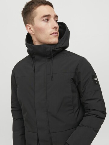 Parka de iarnă 'Rob' de la JACK & JONES pe negru