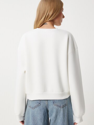 Happiness İstanbul Sweatshirt in Beige