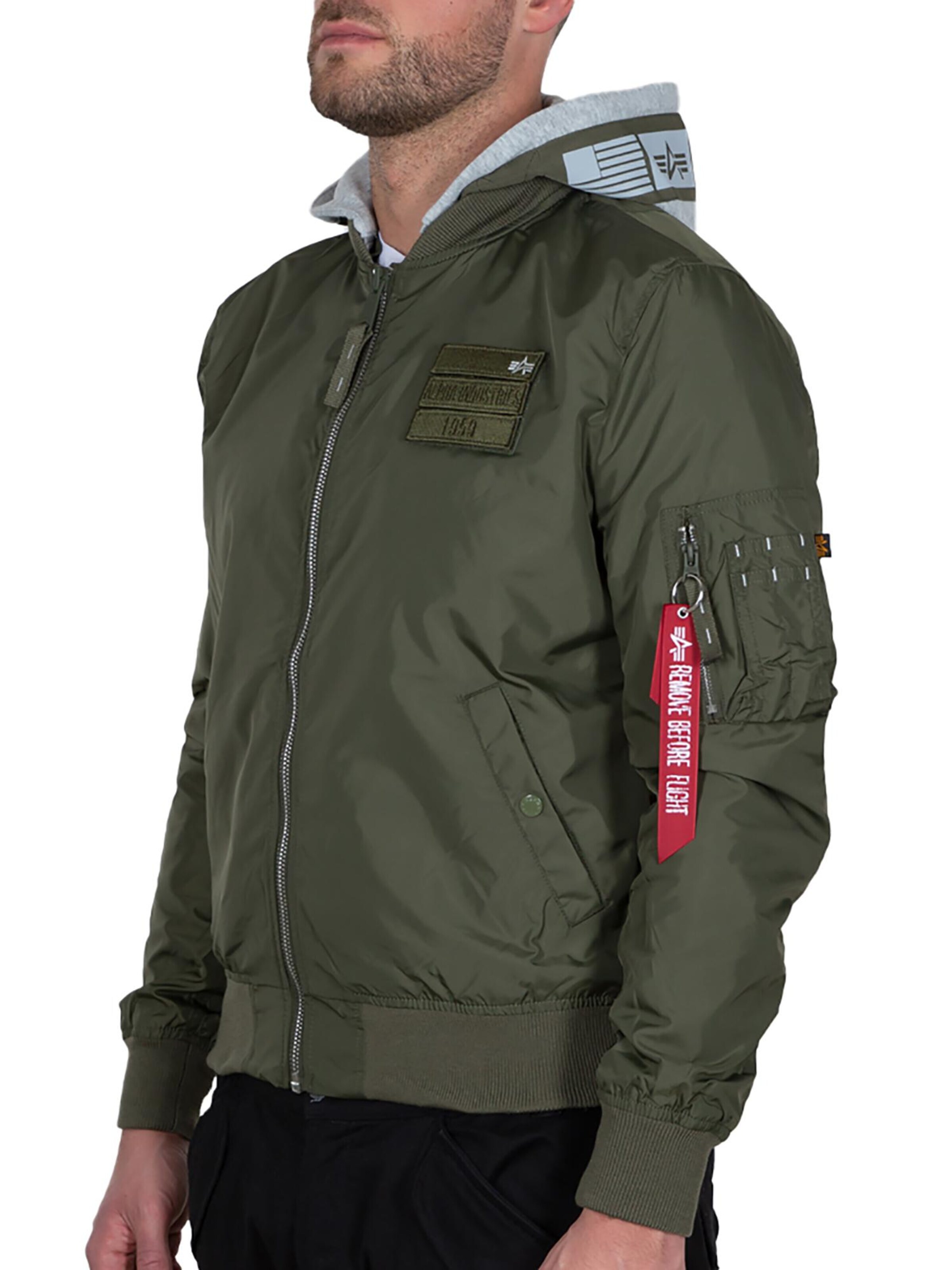 ALPHA INDUSTRIES Between-Season Jacket 'MA-1 TT' in Green