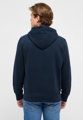MUSTANG Sweatshirt ' Brighton ' in Blau