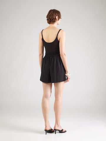 VILA Loose fit Pleat-Front Pants 'VIRella' in Black