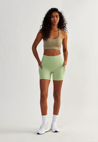 BeShaped Regular Sports trousers 'Lift me up' in Green