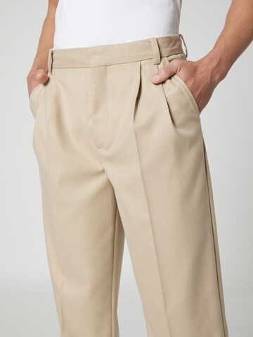 Regular Pantalon à pince 'Arthur' Guido Maria Kretschmer Men en beige