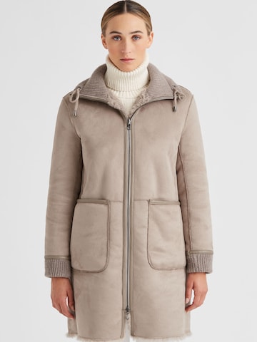 MILESTONE Between-Seasons Coat in Grey