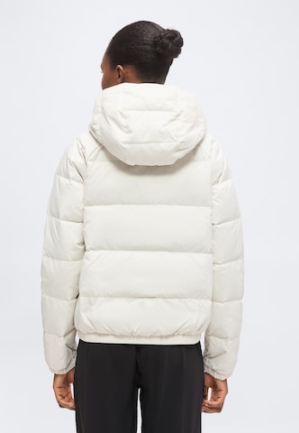 THE NORTH FACE Winter Jacket in White