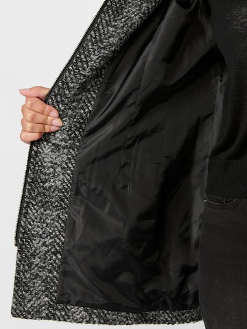 KOROSHI Демисезонная куртка в Серый