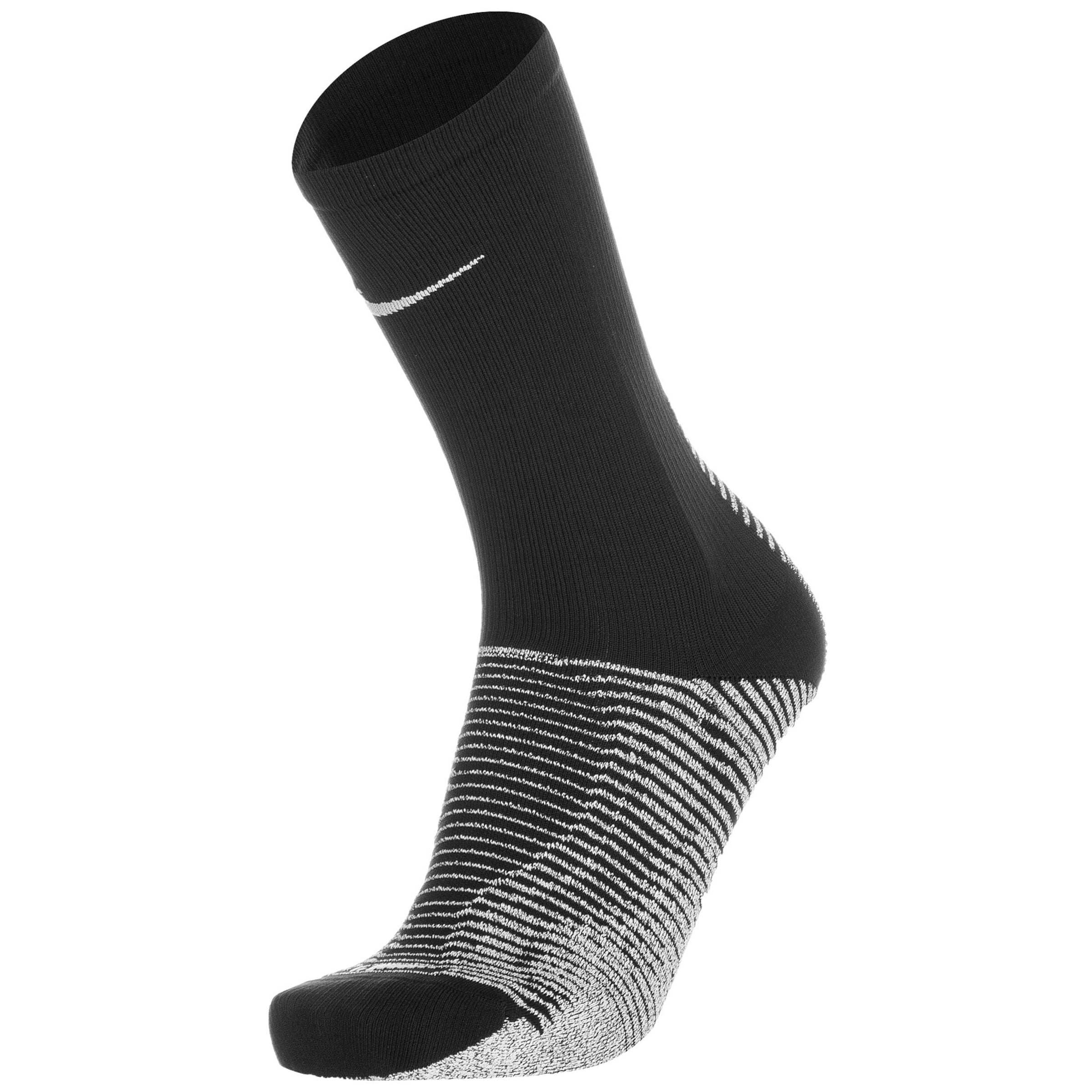 NIKE Sportsocken 'Vapor Strike' in Schwarz: Vorderseite