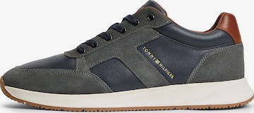 TOMMY HILFIGER Sneaker in Blau: Vorderseite