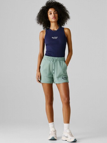 Red Bull Racing x Pepe Jeans Regular Broek in Groen