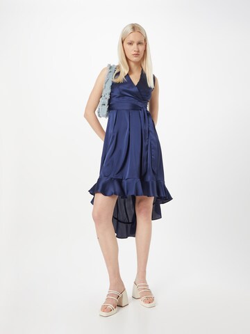 Mela London Коктейльное платье в Синий