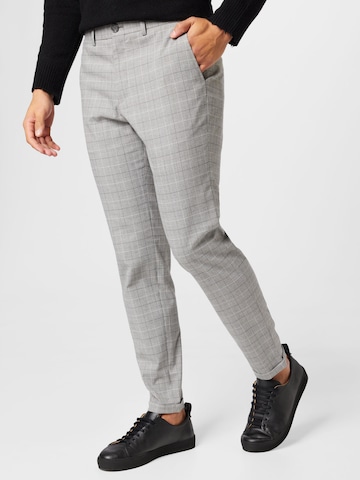Regular Pantalon chino 'Liam' Matinique en gris : devant