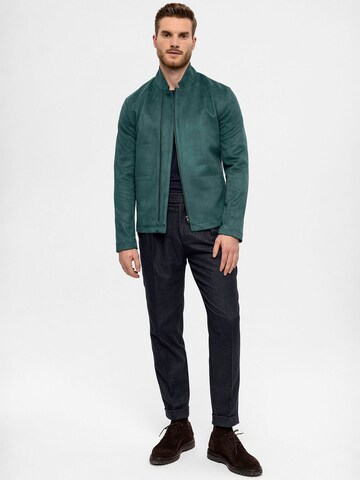 Antioch Between-season jacket in Green