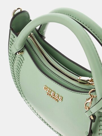 GUESS Handtasche 'Tatum Einsatz' in Grün