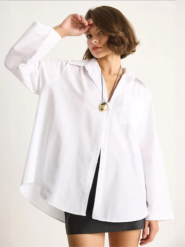 Camicia da donna di Bianco Lucci in bianco