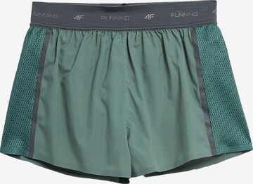 Regular Pantaloni sport de la 4F pe verde: față