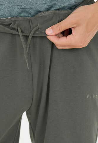 Virtus Loosefit Shorts 'Minne' in Grün