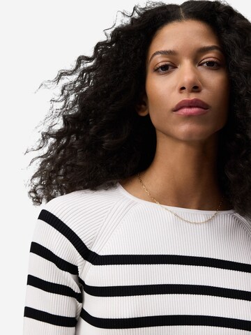 Adolfo Dominguez Sweater in White