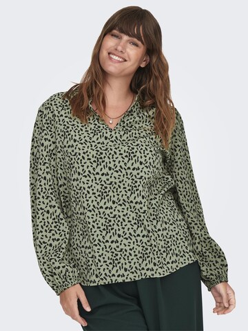 ONLY Carmakoma - Blusa en verde: frente