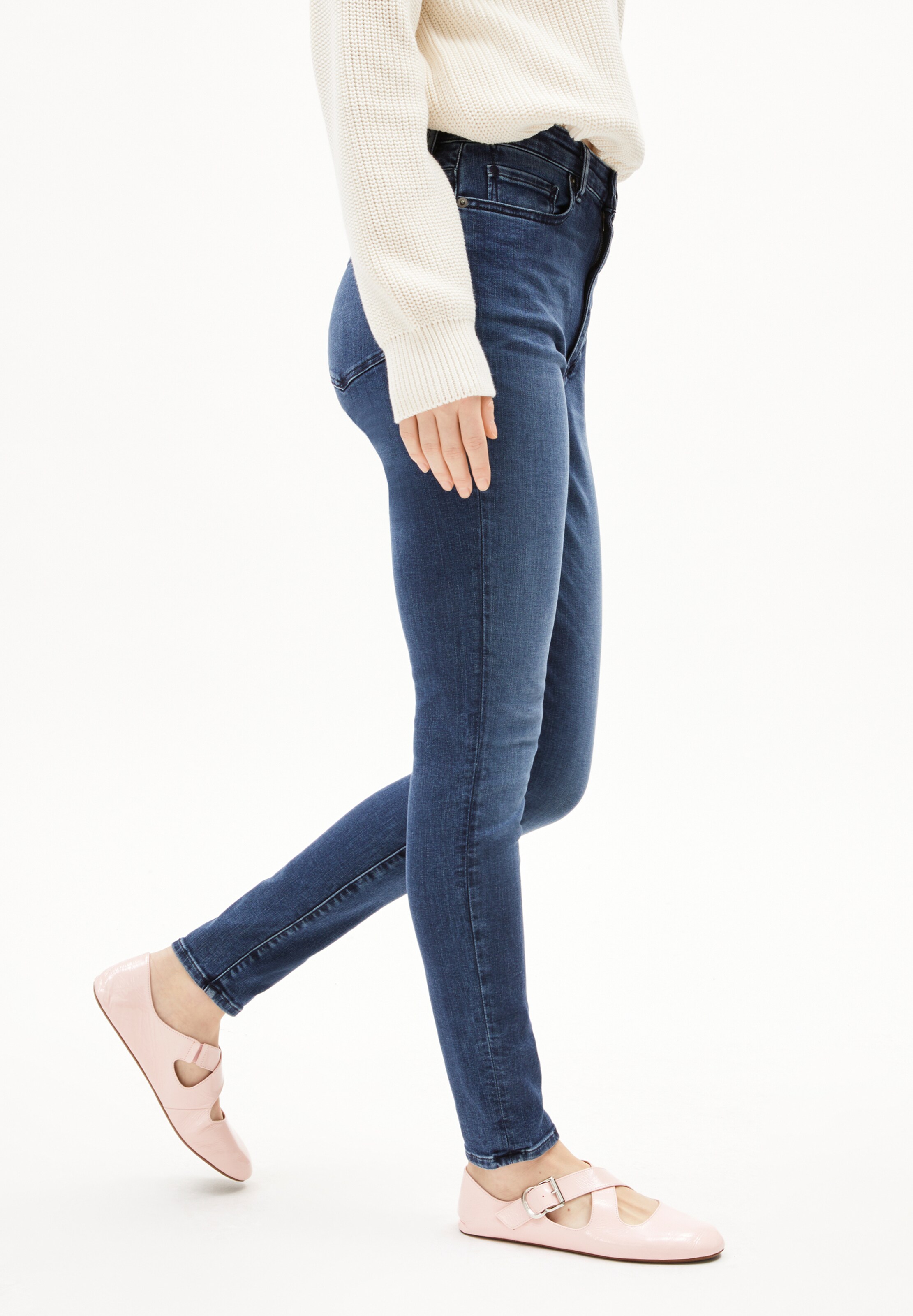 ARMEDANGELS Скинни Джинсы 'INGAA' в Синий: спереди