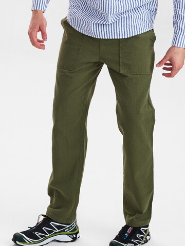 Dxnmxrk Regular Hose 'DXEli' in Grün: Vorderseite