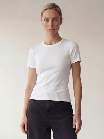 ARMIE Tricot 'Petra' in Wit: voorkant