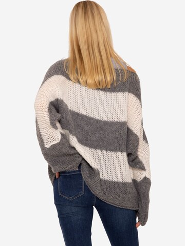 SASSYCLASSY Pullover in Grau