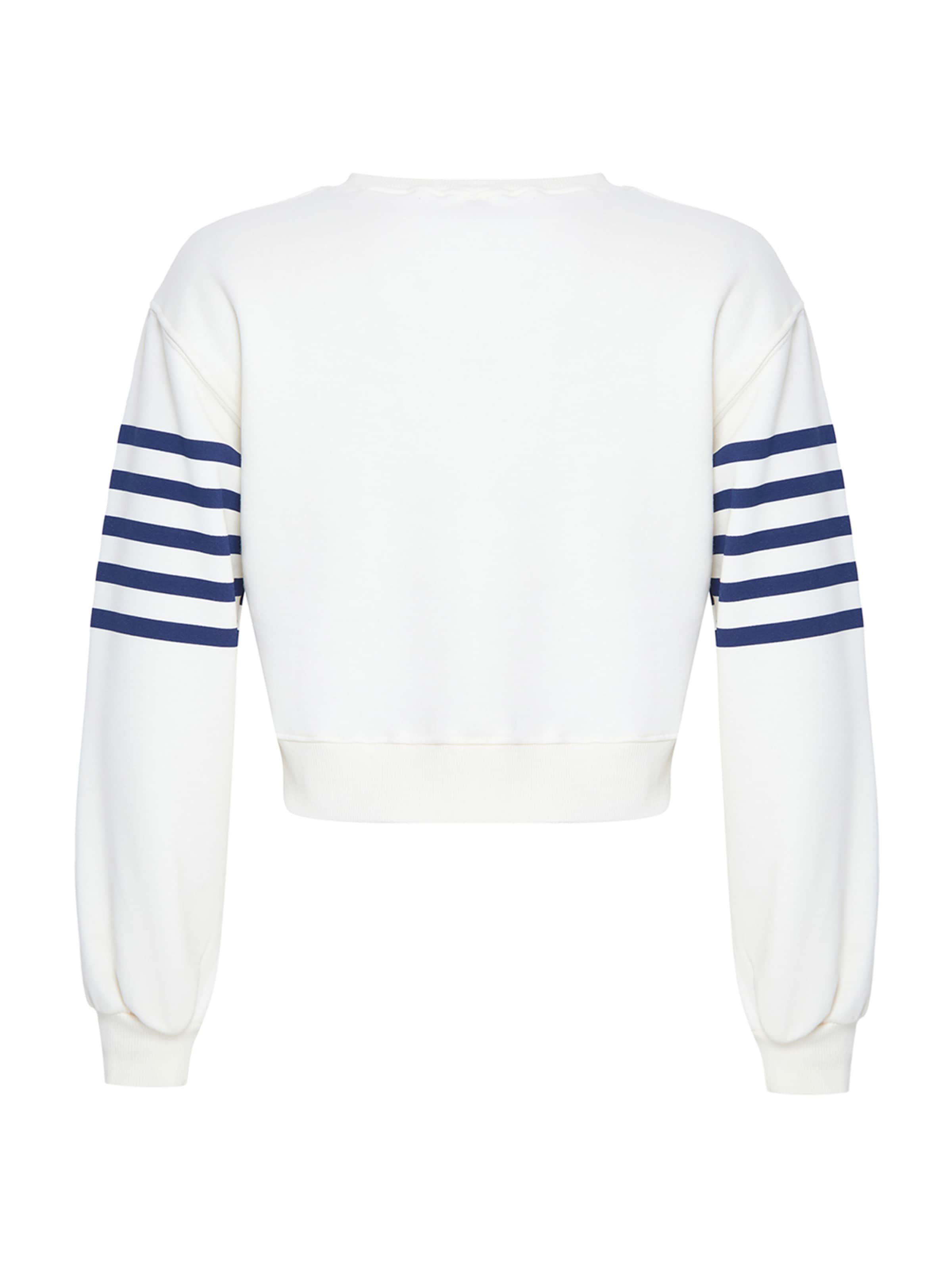 Trendyol Sweatshirt in Beige